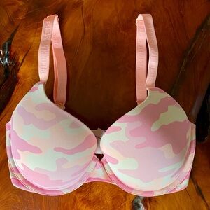 Victoria's Secret Pink Camouflage Bra